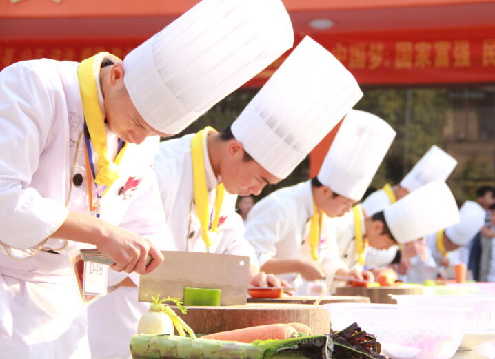 南宁粤菜厨师招聘启事，美食之都诚邀烹饪高手加盟